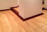 hardwood_floors_with_borders